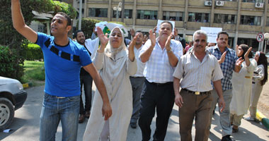 معتصمو "المحاسبات" يطالبون بتعديل قانون الجهاز واستقلالية أعضائه