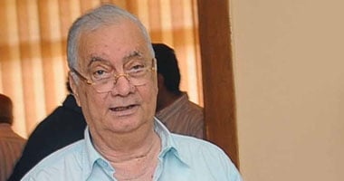 مجاهد ينهى أزمة الحكام بالجبلاية