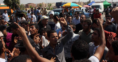 مدير أمن القاهرة يطالب المؤيدين والمعارضين لمبارك بضبط النفس 