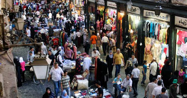 المدنيون فى دمشق يخزنون الطعام ويبحثون عن ملاذ مع اقتراب هجوم محتمل