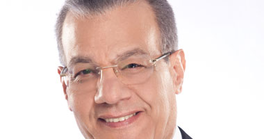 عادل حمودة يكشف سر إقالة مدير المخابرات مراد موافى فى "آخر النهار"