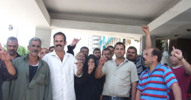 أهالى كفر الزقازيق يعترضون على تركيب محطة محمول