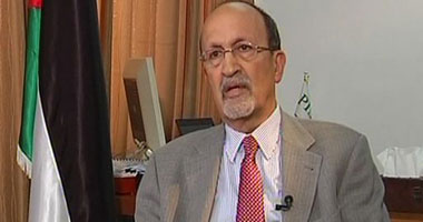  ترجيحات بإصدار "ملحق" لموازنة السلطة الفلسطينية لاستيعاب موظفى غزة 