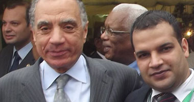 العقدة لـ"اليوم السابع": لن نخفض الجنيه..ومستمر فى منصبى