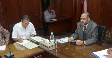  محافظ السويس: نحن فى مرحلة ربط الحزام وعلينا الصبر