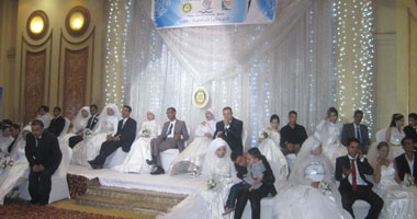 الإحصاء:2.7% ارتفاعا فى عدد عقود الزواج خلال عام 2012