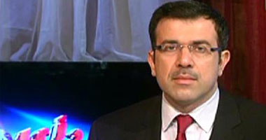 مذيع بمصر 25: لا نريد أن يكون القضاء المصرى قاطرة لإنقاذ "الفلول"