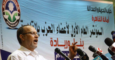 فى المؤتمر السنوى للحرية والعدالة.. العريان: لم نلتق أحمد شفيق قبل الانتخابات.. وندعم مرسى لأنه ينفذ برنامج الحزب.. والبلتاجى يطالب البرادعى وصباحى بالانضمام للتأسيسية.. ويؤكد:"قريبا سنلتقى بالبرلمان"