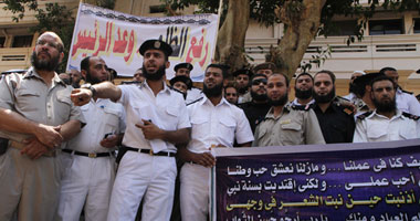 السبت.. اعتصام مفتوح لضباط "اللحية" للمطالبة بعودتهم للعمل