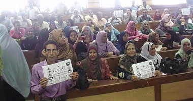 العمال المفصولون من جامعة طنطا ينظمون اعتصام للمطالبة بعودتهم