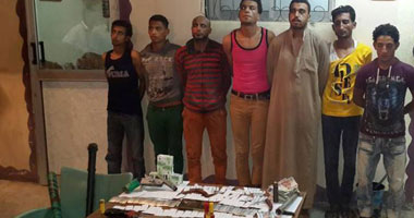 تواصل الحملات الأمنية بالمحافظات بـ"يد من حديد".. حبس 49 إخوانيًا بالدقهلية بتهم الإرهاب وحيازة أسلحة.. وضبط 8 مخترقين لحظر التجوال بالإسكندرية.. وحبس قيادى بالجماعة متهم بحرق المنشآت فى بنى سويف