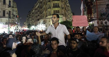 6 أبريل تتظاهر فى طلعت حرب لرفض قانون الطوارئ