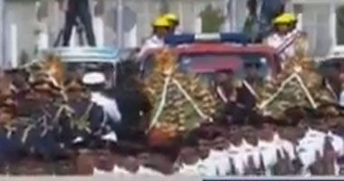 استشهاد اللواء نبيل فراج يسيطر على خطب الجمعة اليوم.. خطيب "التحرير" يطالب بتطبيق "حد الحرابة" على المتهمين بقتله.. والمفتى السابق: حارب الفساد ومات بطلاً.. وخطيب الأزهر: مكافأة الشرطة كف الأذى عنهم