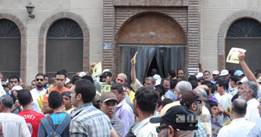الإخوان ينهون مسيرتهم بمدينة السادات فى المنوفية بعد خروجها بدقائق 