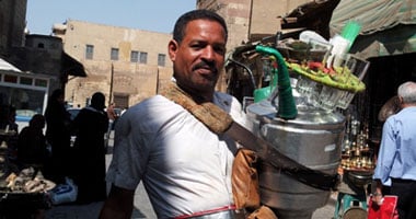 مش كل طبيعى مفيد لكل الناس.. مرضى الضغط المرتفع والمنخفض والكلى والسكر يتجنبون العرقسوس والسوبيا والكركدية.. والمشروبات الصناعية المجففة قد تؤدى إلى الوفاة وتسبب عسر الهضم والإمساك
