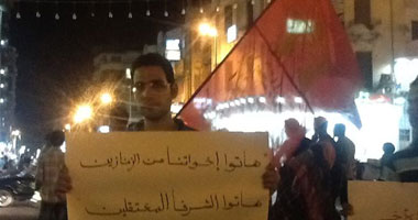 "الاشتراكيين الثوريين": وقفتنا الاحتجاجية ببورسعيد مستمرة