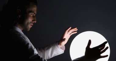 المنجمون يبحثون الأزمة المالية ومستقبل الرئيس الأمريكى