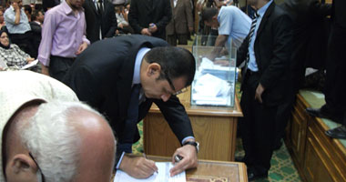 فؤاد الرفاعى يتنازل عن الانتخابات بدائرة الحامول