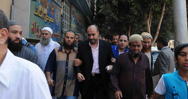 بدء جلسة محاكمة عبد لله بدر بتهمة سب وقذف إلهام شاهين