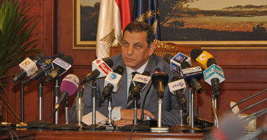 حركة الداخلية تشمل نقل 3 مديرى أمن.. وتعيين 9 جدد.. حمدان لأمن بورسعيد.. وسميح لشمال سيناء.. ومحمود يسرى للقليوبية.. وحاتم عثمان للغربية.. واستحداث قطاعى حقوق الإنسان والتواصل الاجتماعى