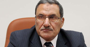 مناع: استئناف العمل بمطار القاهرة بعد تقليل ساعات حظر التجول