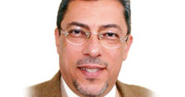 موظفو جامعة المنصورة يتسلمون رواتبهم ببطاقة ATM