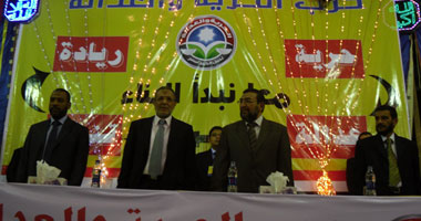 "إخوان" بورسعيد يطالبون بإقالة "السلمى" وسحب وثيقته