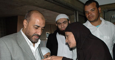 بدء جلسة محاكمة عبد الله بدر بتهمة سب إلهام شاهين
