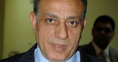 3 أشخاص ينتحلون صفة ضباط شرطة بالجيزة