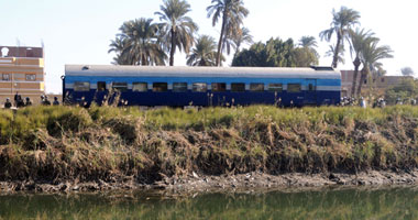 التحقيقات فى حادث قطار المنيا: التليفونات المستخدمة بين عمال البلوك "منفلة"
