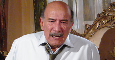 بعد شائعة وفاته.. الفنان أحمد خليل: "أنا كويس وصحتى زى الفل"