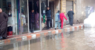 مياه الصرف الصحى تغمر عشرات المنازل بمنطقة الأمل بالغردقة