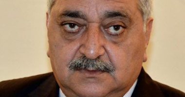 طبيب يصدم ضابطًا طالبه بعدم تعطيل الطريق بالإسكندرية