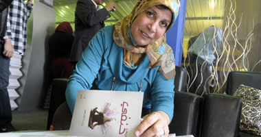 قعدة أدب.. زينب عفيفى تفتح دفاتر الحكايات مع المبدعين