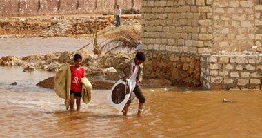تواصل الجسر الجوى الكويتى لمساعدة متضررى السيول بالسودان