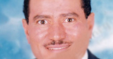 تكريم العالم المصرى مكتشف علاج السرطان بالخميرة