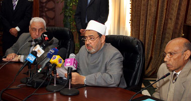 د.أحمد الطيب يقرر عودة هيئة كبار العلماء لاختيارشيخ الازهر ويشكل لجنة لإعادة النظر فى المناهج .. ويشترط استعادة أوقافه لتحقيق الاستقلال