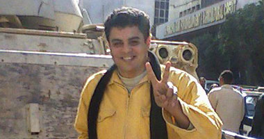 "طلع البدر علينا فامتثلنا واهتدينا" قصيدة لـ"سعيد شحاتة"