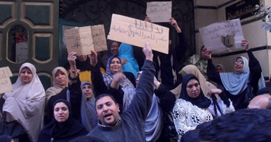 موظف بـ"قضايا الدولة" يضرب عن الطعام ويعتصم فى المقر بالعباسية