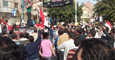 مظاهرة لائتلاف القوى السياسية بالإسماعيلية لرفض التعديلات الدستورية 
