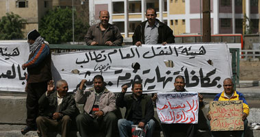 "النقل العام": أتوبيسات "القوات المسلحة" لا تستطيع حل أزمة المواصلات