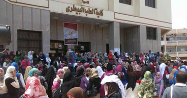 إحالة عميد بيطرى المنصورة للتحقيق فى واقعة إغلاق الكلية