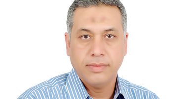 "انت مصرى".. قصيدة جديدة  للشاعر محمد عليوة