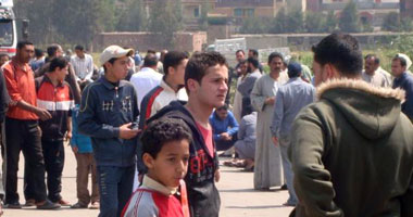 أهالى قرى خط "المحلة – كفر الشيخ" يقطعون الطريق