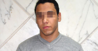 قاتل "داغر" يمثل الجريمة بشقة القتيل بالمهندسين