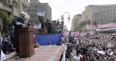 صفوت حجازى لمتظاهرى التحرير: لن ينام شعب مصر حتى تطهير البلاد