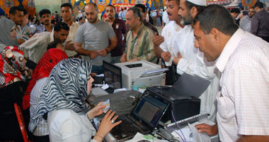 العاملون بـ"تجارية الدقهلية" يتبرعون بأجر يوم من راتبهم