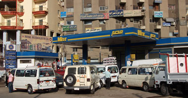 توقف طريق "المنصورة - دمياط" بسبب أزمة البنزين