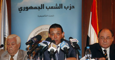 "الشعب الجمهورى" يعلن تضامنه مع مطالب موظفى الشهر العقارى