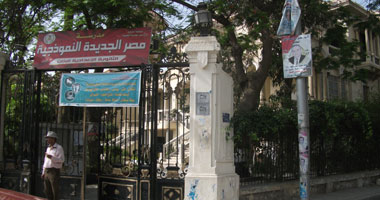 كراسى لكبار السن.. ودعاية أمام اللجان بمصر الجديدة